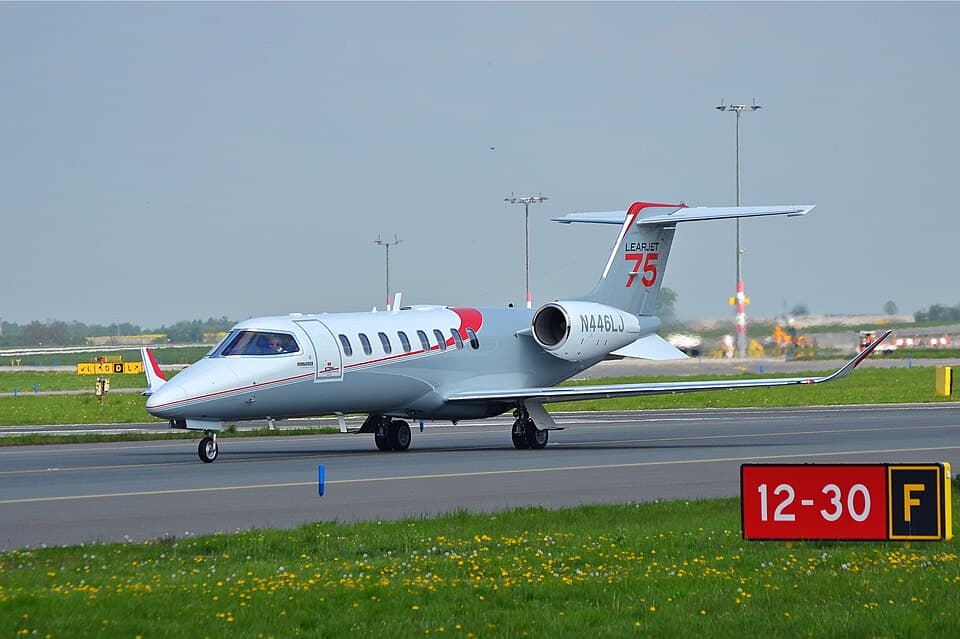 Bombardier Learjet 75 lehký soukromý tryskáč